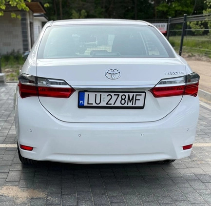 Toyota Corolla cena 47000 przebieg: 164922, rok produkcji 2017 z Tarczyn małe 37